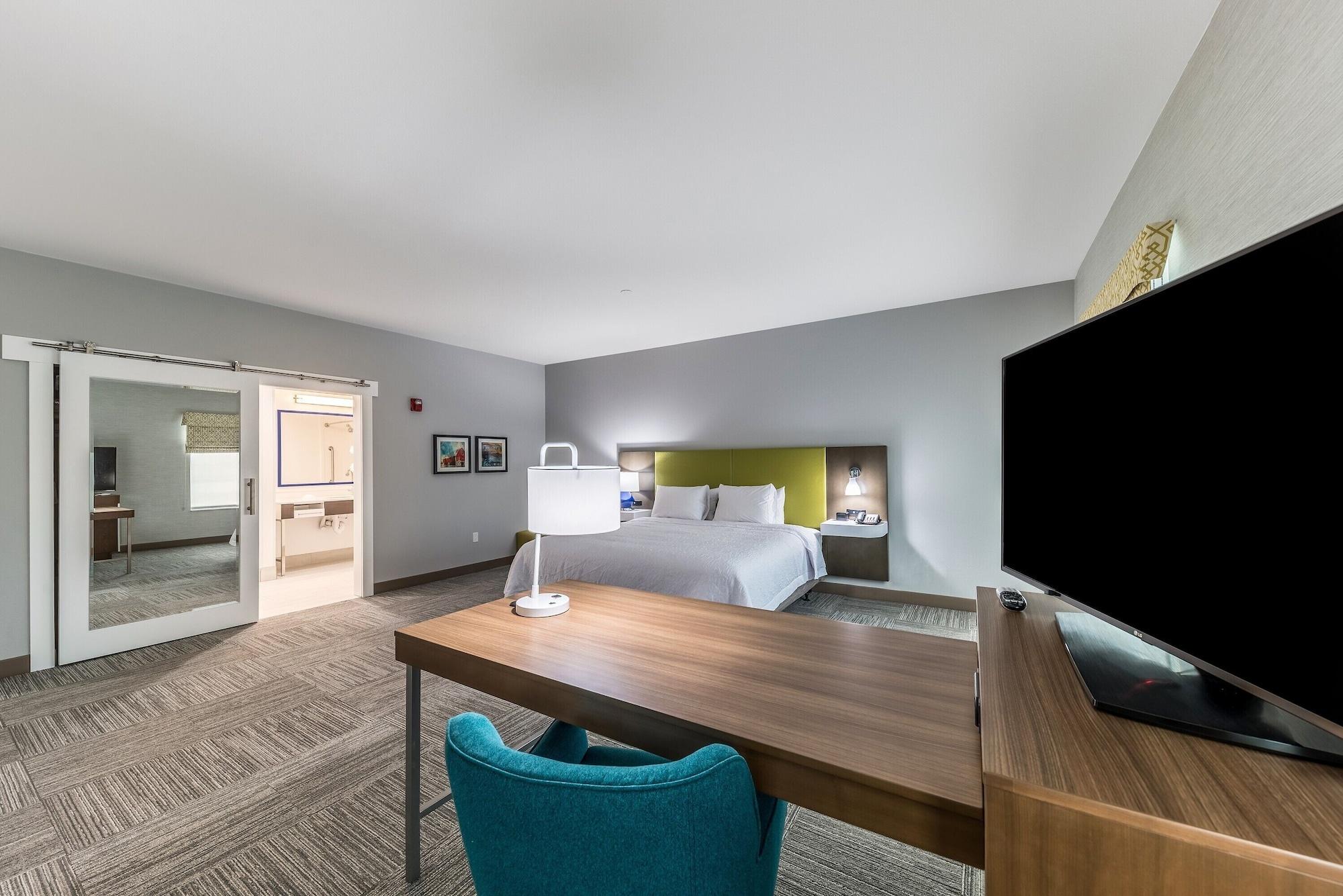 Hampton Inn & Suites Tulsa-Woodland Hills Extérieur photo
