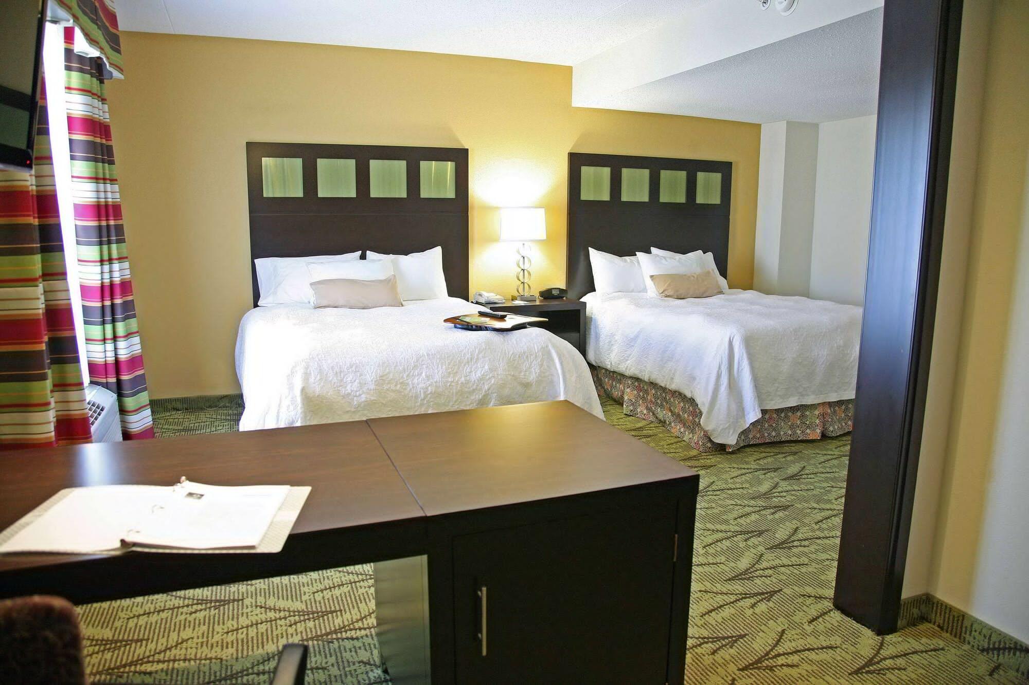 Hampton Inn & Suites Tulsa-Woodland Hills Extérieur photo