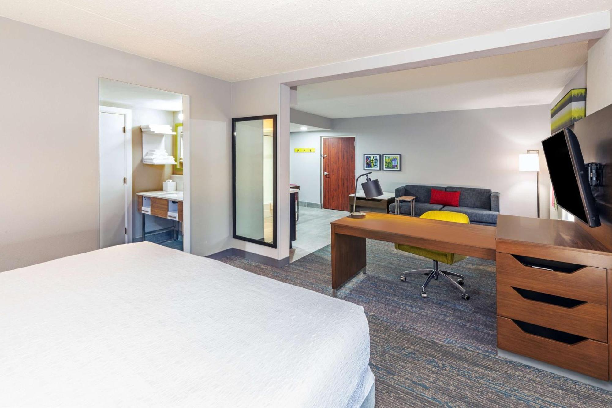 Hampton Inn & Suites Tulsa-Woodland Hills Extérieur photo